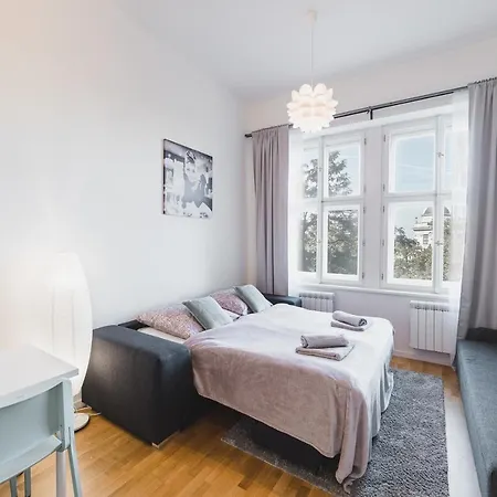 Bellevue Lejlighed *